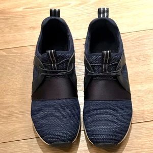 C3 Navy Slip-On Sneakers (W 8.5)